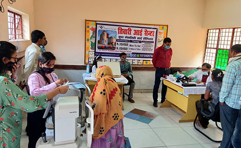 Eye screening camp in sector 58 noida, bishanpura village